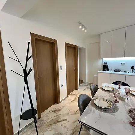 Elegant And Stylish Complex In Crete Vilă