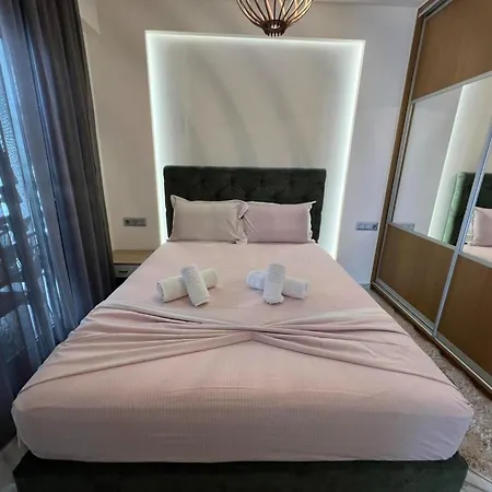 Elegant And Stylish Complex In Crete Vilă *