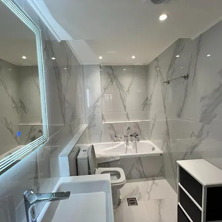 Vilă Elegant And Stylish Complex In Crete *
