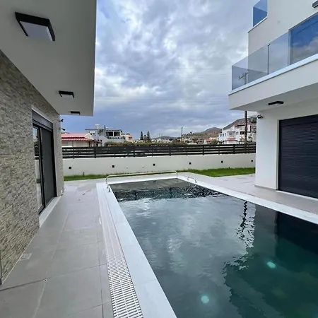 빌라 Elegant And Stylish Complex In Crete